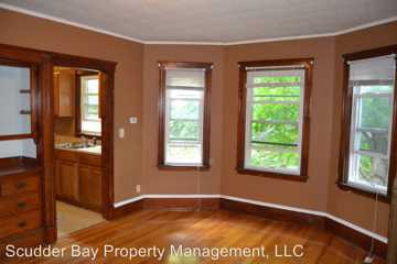 56 Ayer St 2 Methuen Ma 01844 3 Bedroom Apartment For