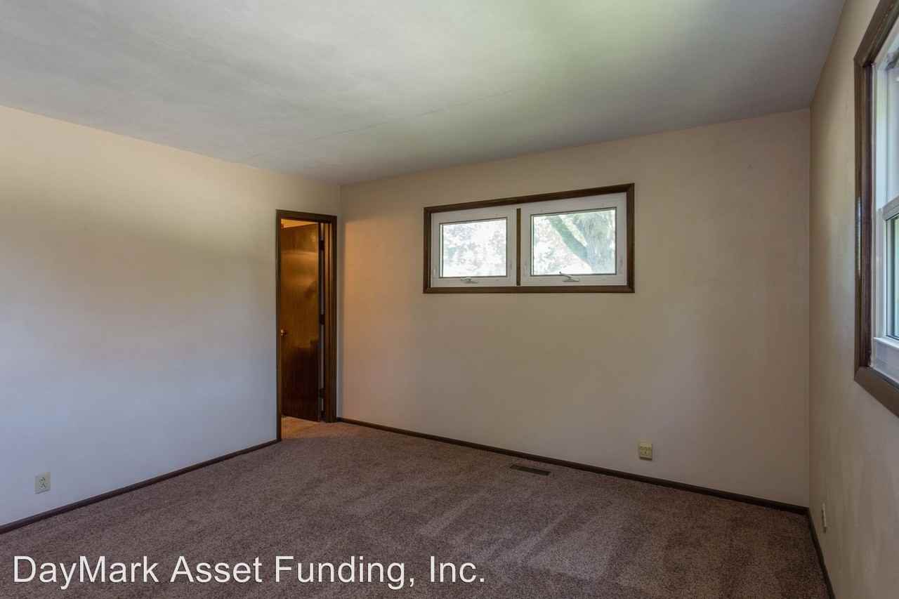 719 Delmar Rd - Photo 2 of 4