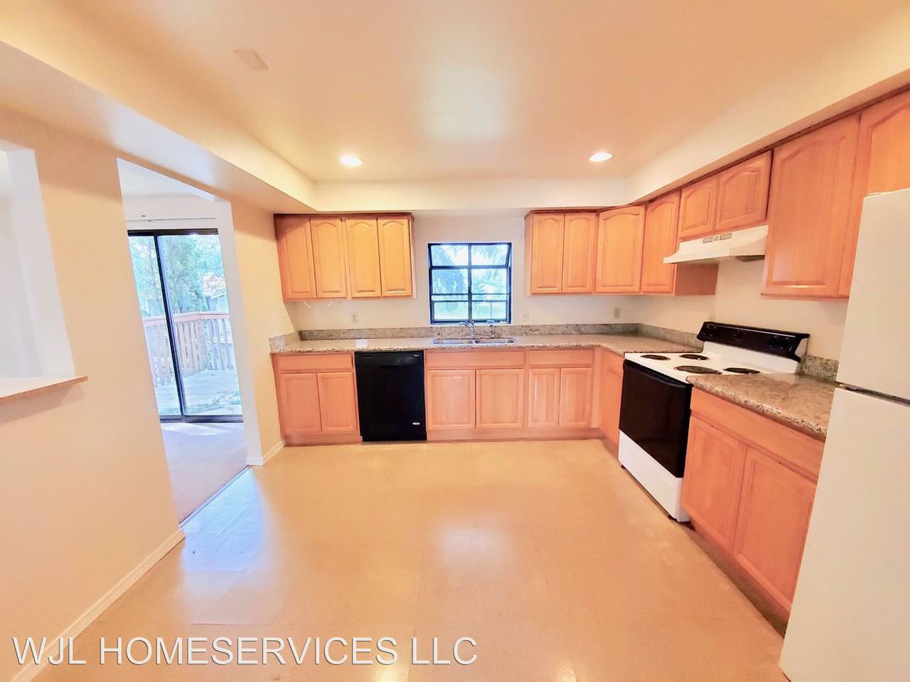 3109 SE 17th Ct - Photo 2 of 10