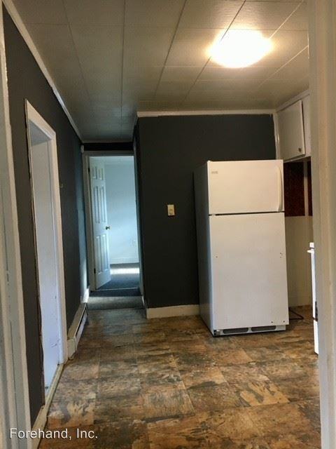 1710 Broadway Ave - Photo 3 of 7