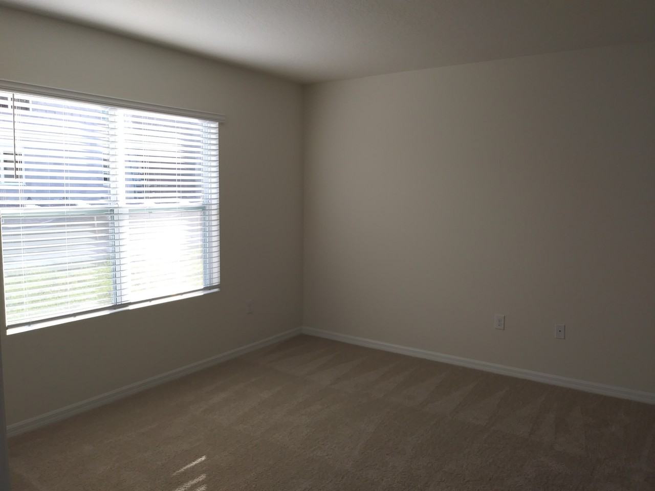 136 Fall Glo Rd - Photo 3 of 4