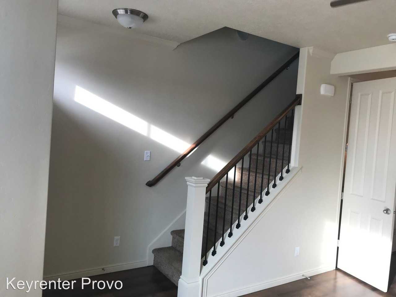 218 1280 W - Photo 2 of 4