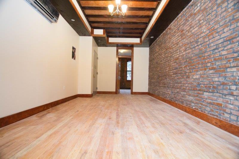 315 Stanhope Street #1R