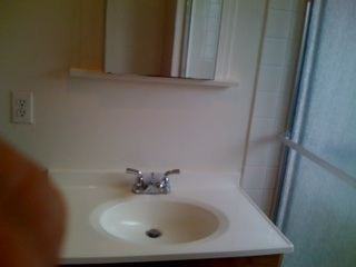 1058 W 7th St - Photo 3 of 8