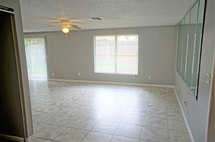 16010 Ballica Dr - Photo 3 of 13