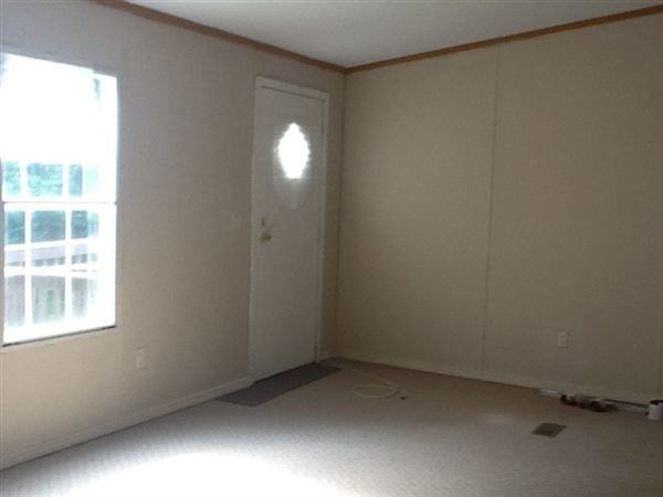 7 Carnation Dr - Photo 3 of 6