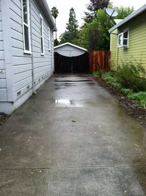 717 Mill St - Photo 3 of 7