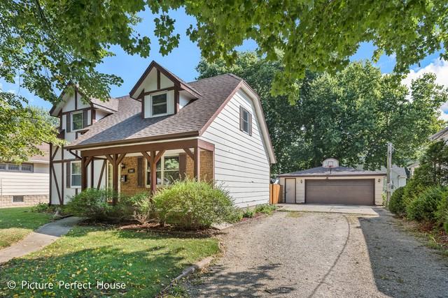 709 Price St - Photo 3 of 17