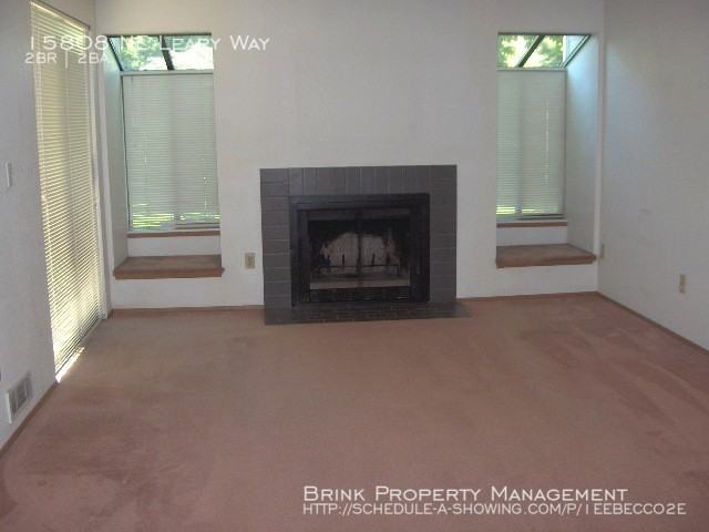 15808 Ne Leary Way - Photo 3 of 12