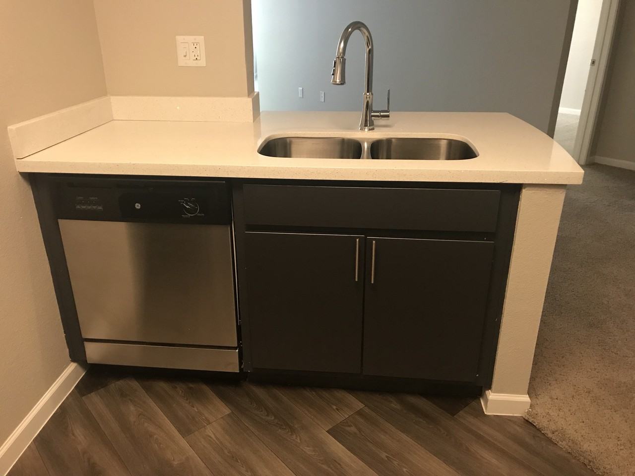 44th Street & Thomas #1127 - Photo 3 of 10