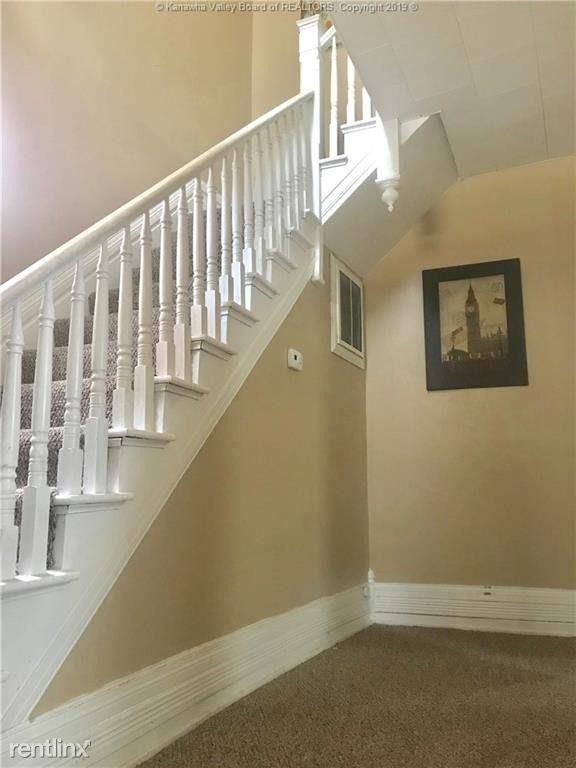 633 15th St - Photo 2 of 15