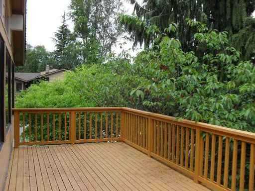 6413 NE 188th St - Photo 3 of 12