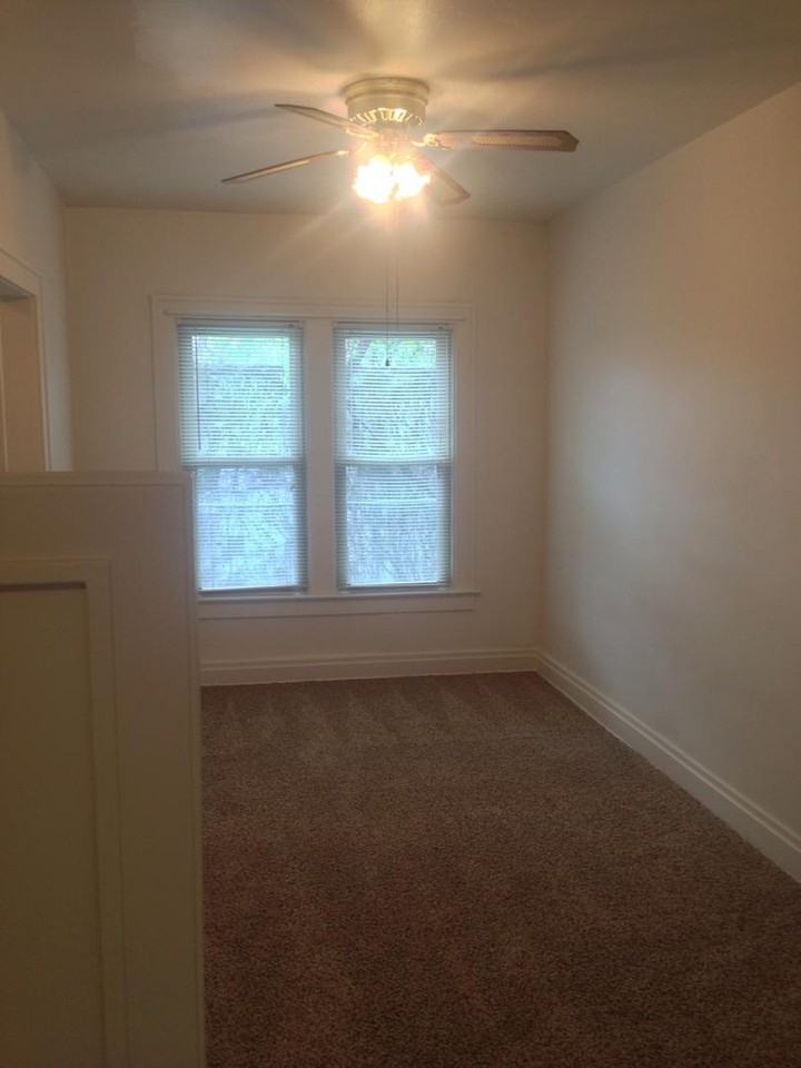 443 Rhoads Ave - Photo 3 of 8