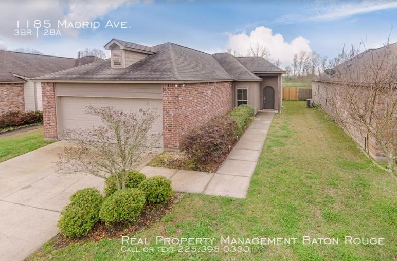 1185 Madrid Ave - Photo 2 of 15