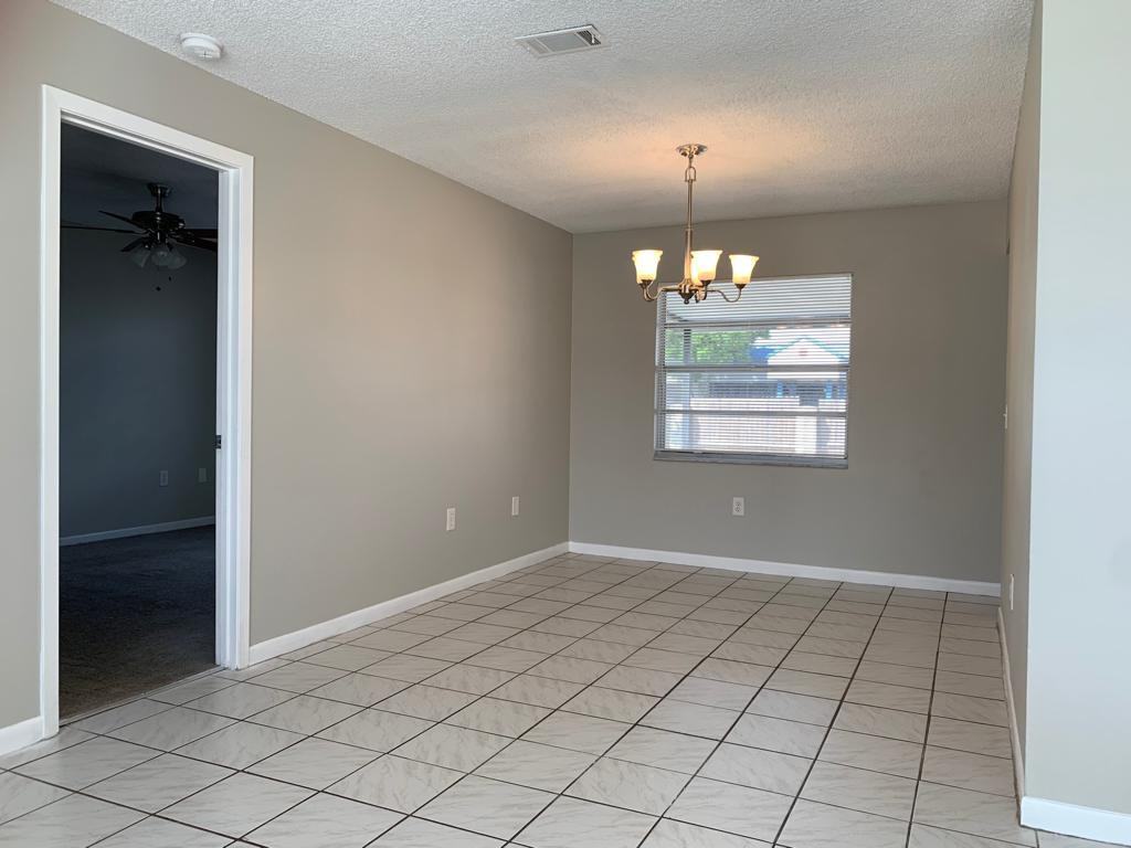 1444 Cowart Ave - Photo 3 of 28