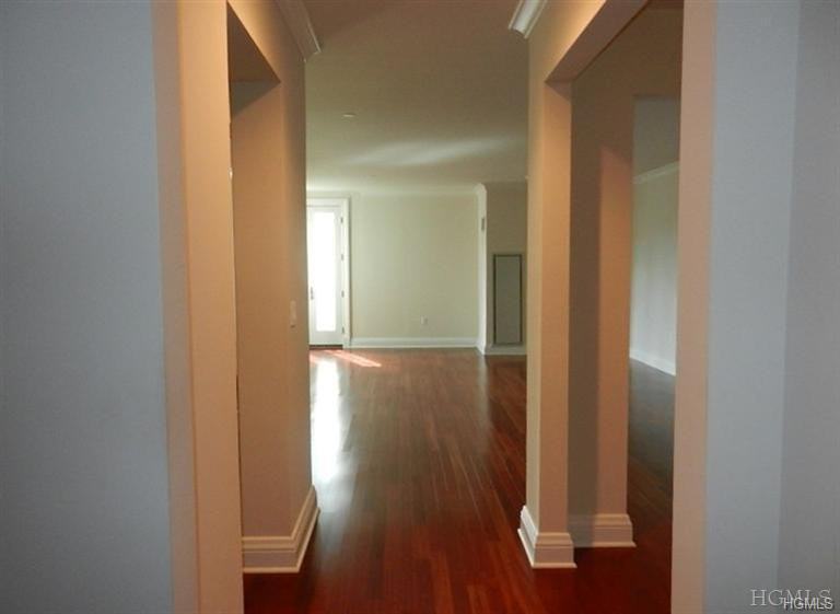 319 Trump Park - Photo 3 of 19