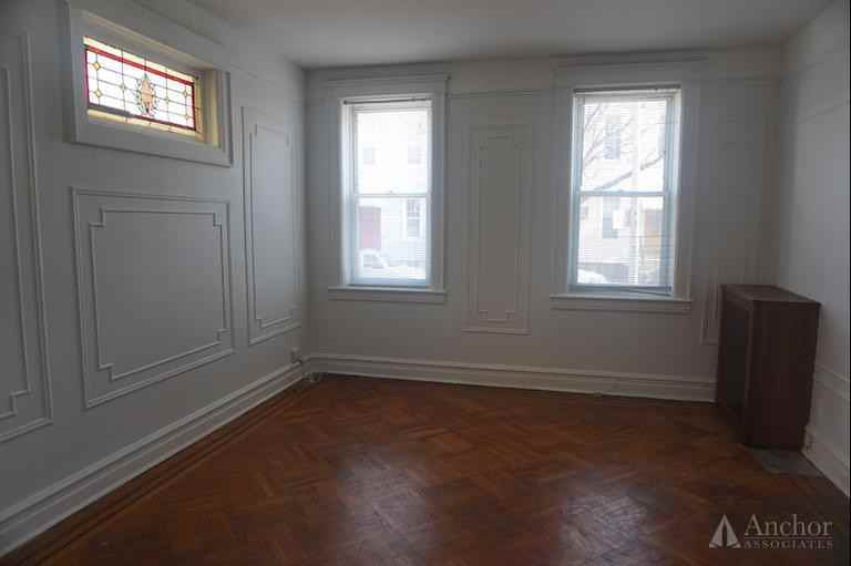 462 Fairview Ave #1 - Photo 2 of 6