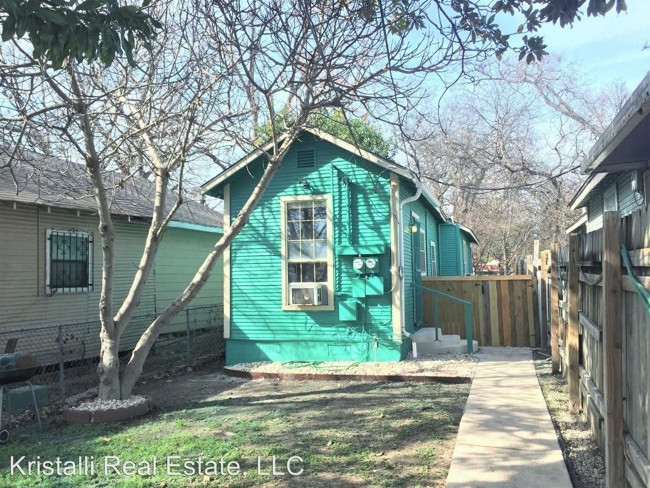 303 School St, San Antonio, TX 78210 1 Bedroom House for Rent for 671