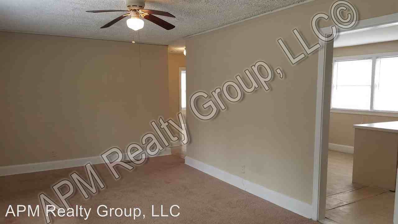 5528 Cabot Ave - Photo 2 of 9