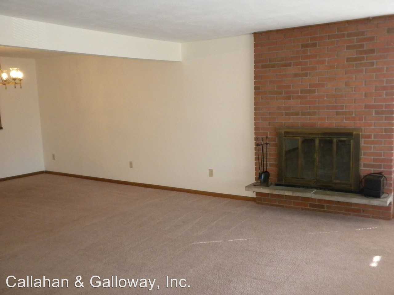 2209 Ridgemont - Photo 2 of 22