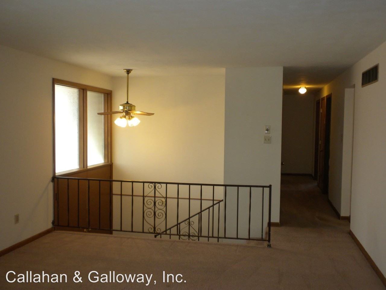 2209 Ridgemont - Photo 3 of 22