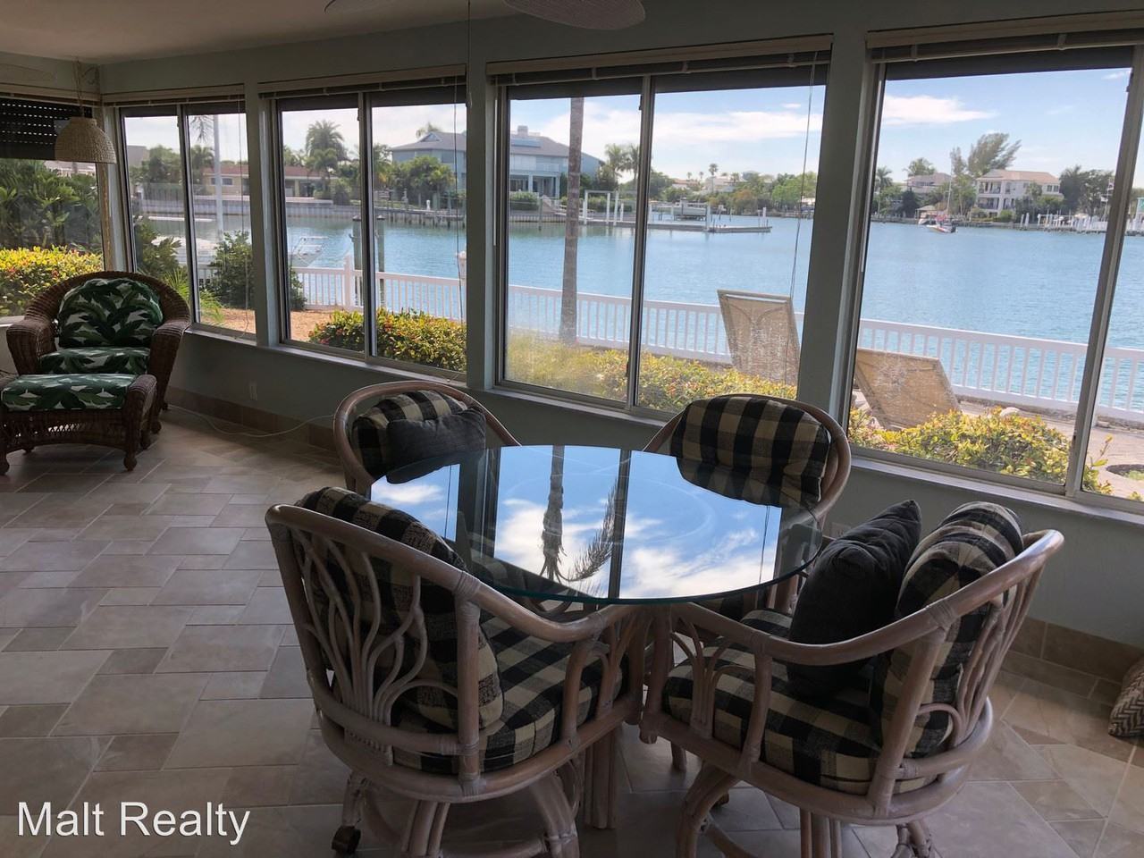 212 Hermosita Dr - Photo 3 of 19