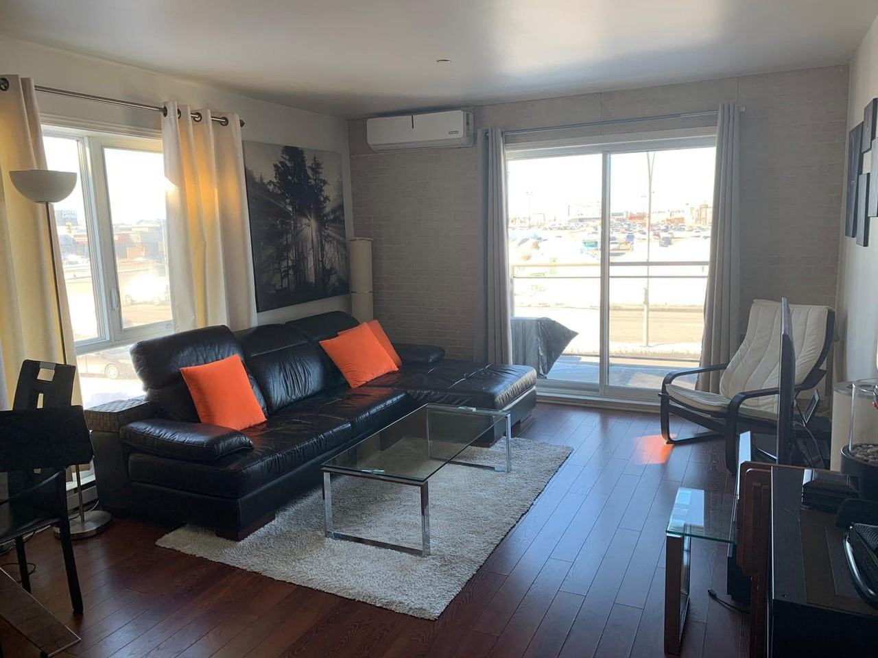 1920 Boulevard du Souvenir - Photo 2 of 7