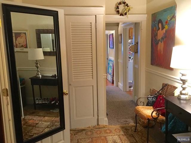 20 Emerson Plaza W #6 - Photo 2 of 12