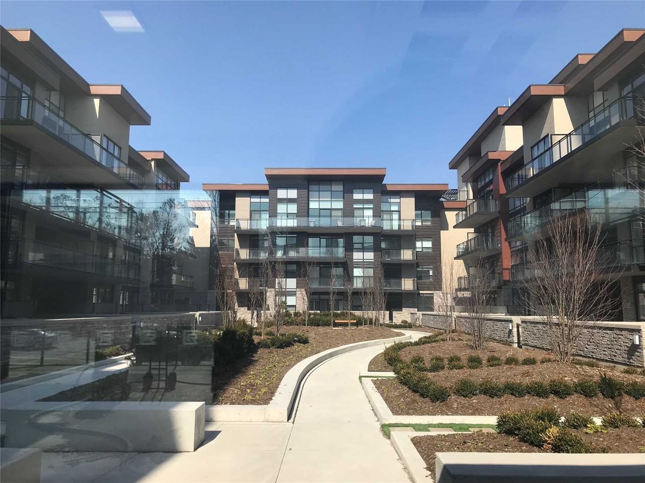 1575 Lakeshore Road West 944, Mississauga, ON L5J 1J4 2 Bedroom Condo