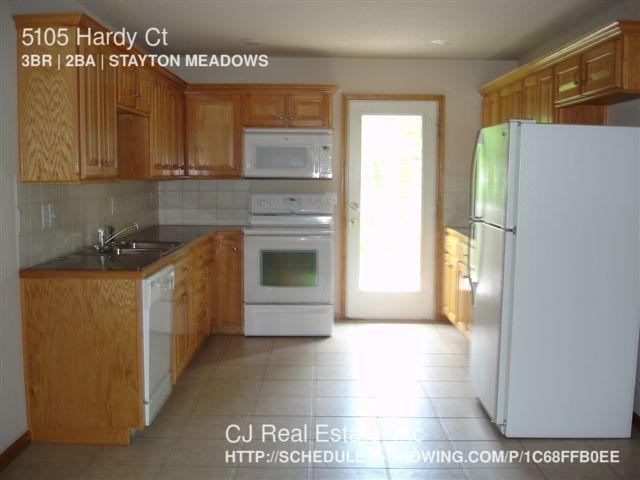 5105 Hardy Ct - Photo 2 of 7