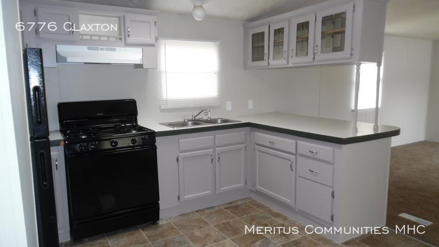 6776 Claxton - Photo 2 of 4