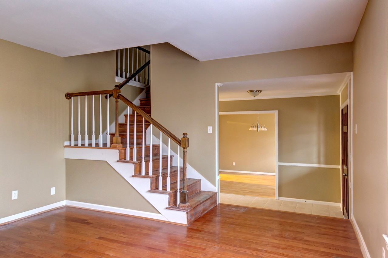 2381 7th St Nw - Photo 2 of 5