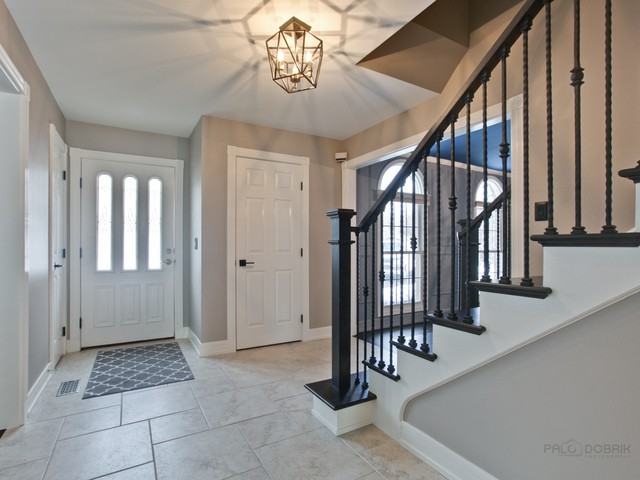 5454 N Tall Oaks Dr - Photo 2 of 15