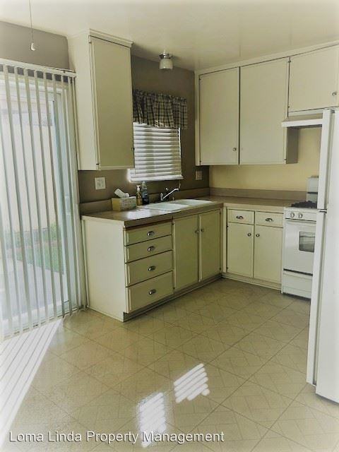 25259 Taylor St. - Photo 3 of 9