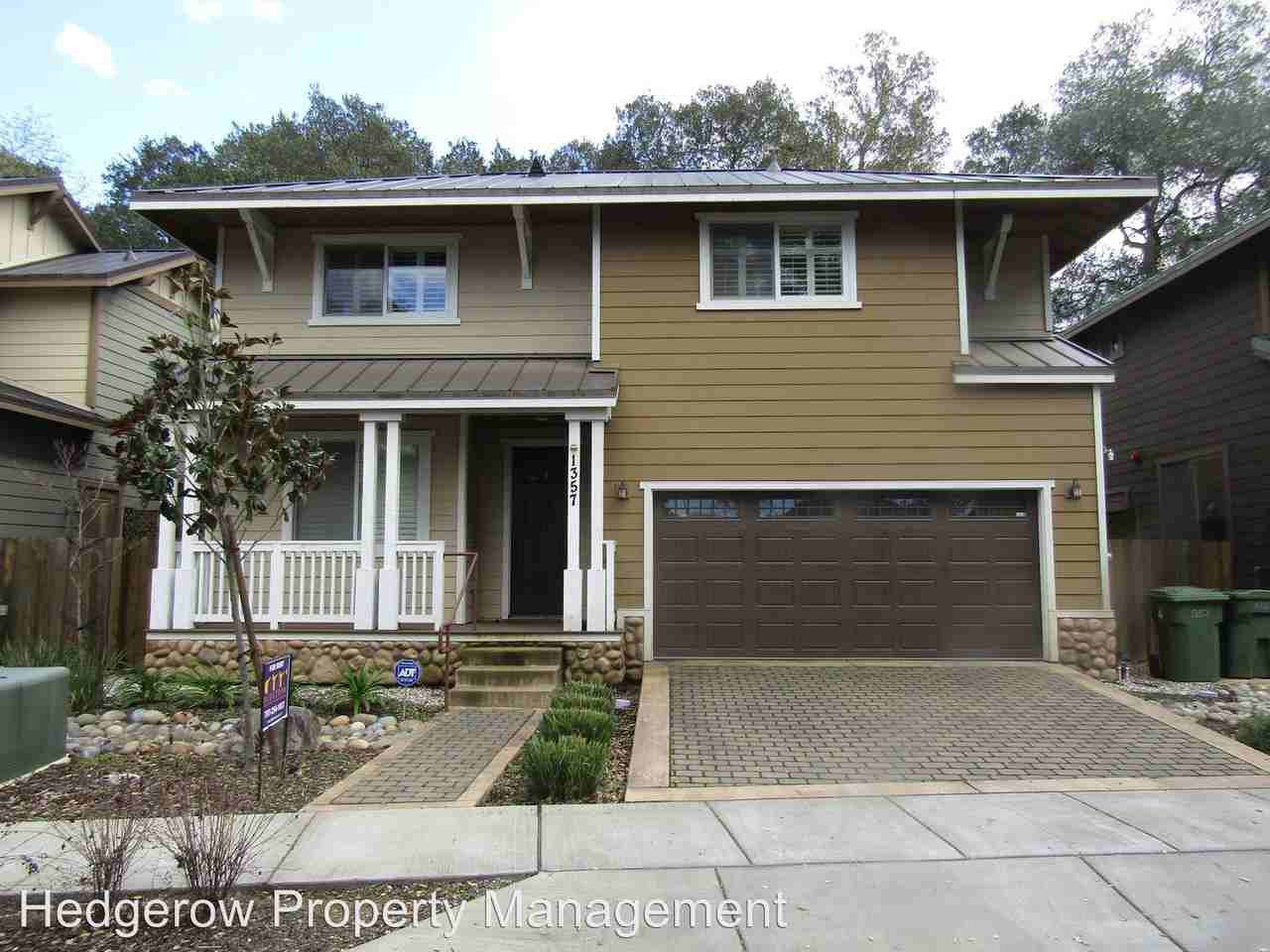 1357 Magnolia Ave - Photo 2 of 16