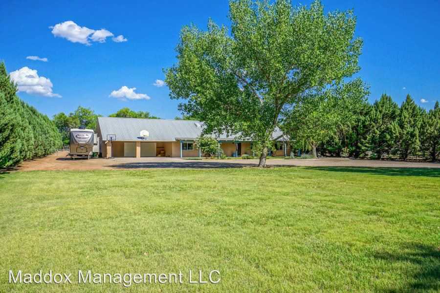 9108 Guadalupe Trail NW - Photo 2 of 12