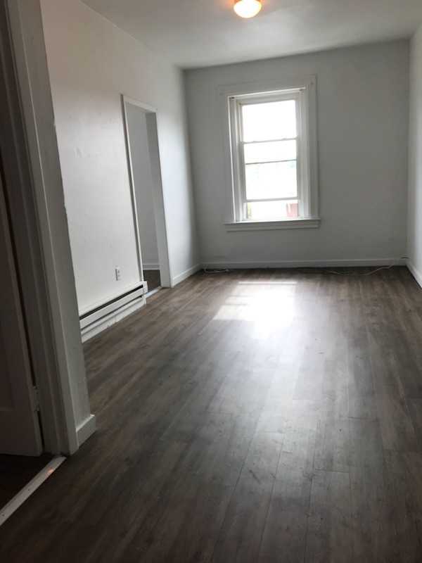 103 W O'Hara St #4 - Photo 2 of 8