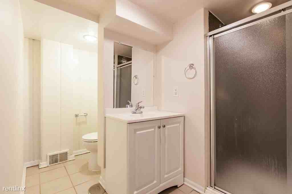 1683 Minnehaha Ave E - Photo 3 of 7