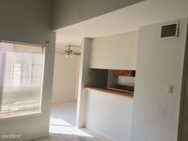 10303 Colony Ct - Photo 2 of 11