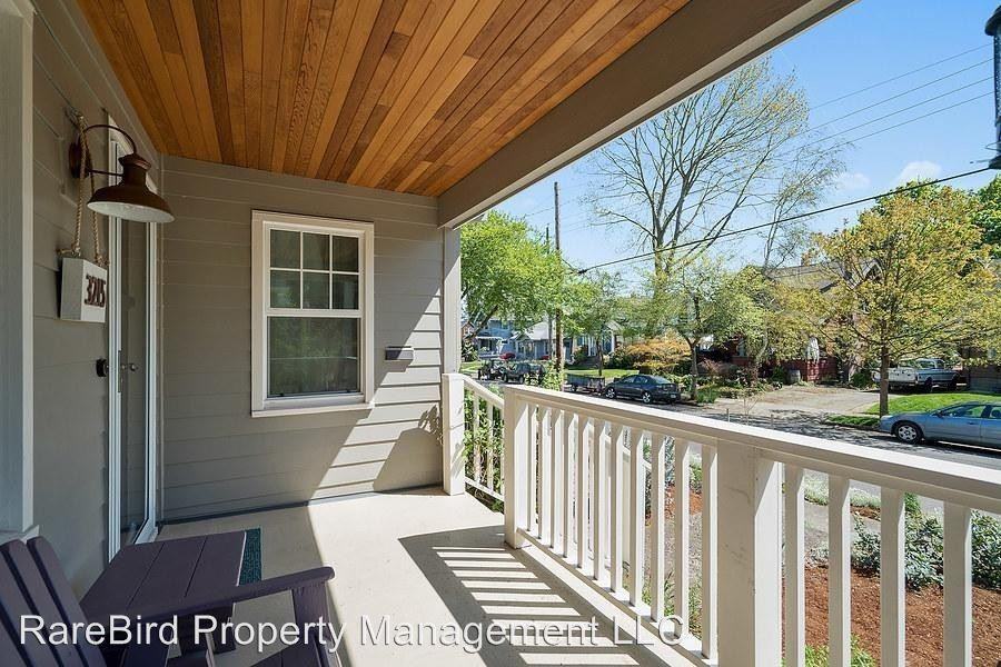 3215 NE Schuyler St - Photo 2 of 15