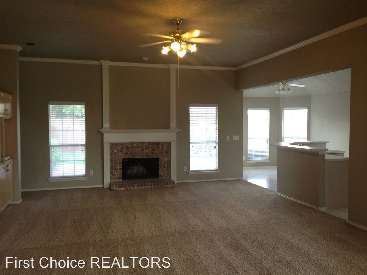 11101 Harbor Rd - Photo 2 of 6