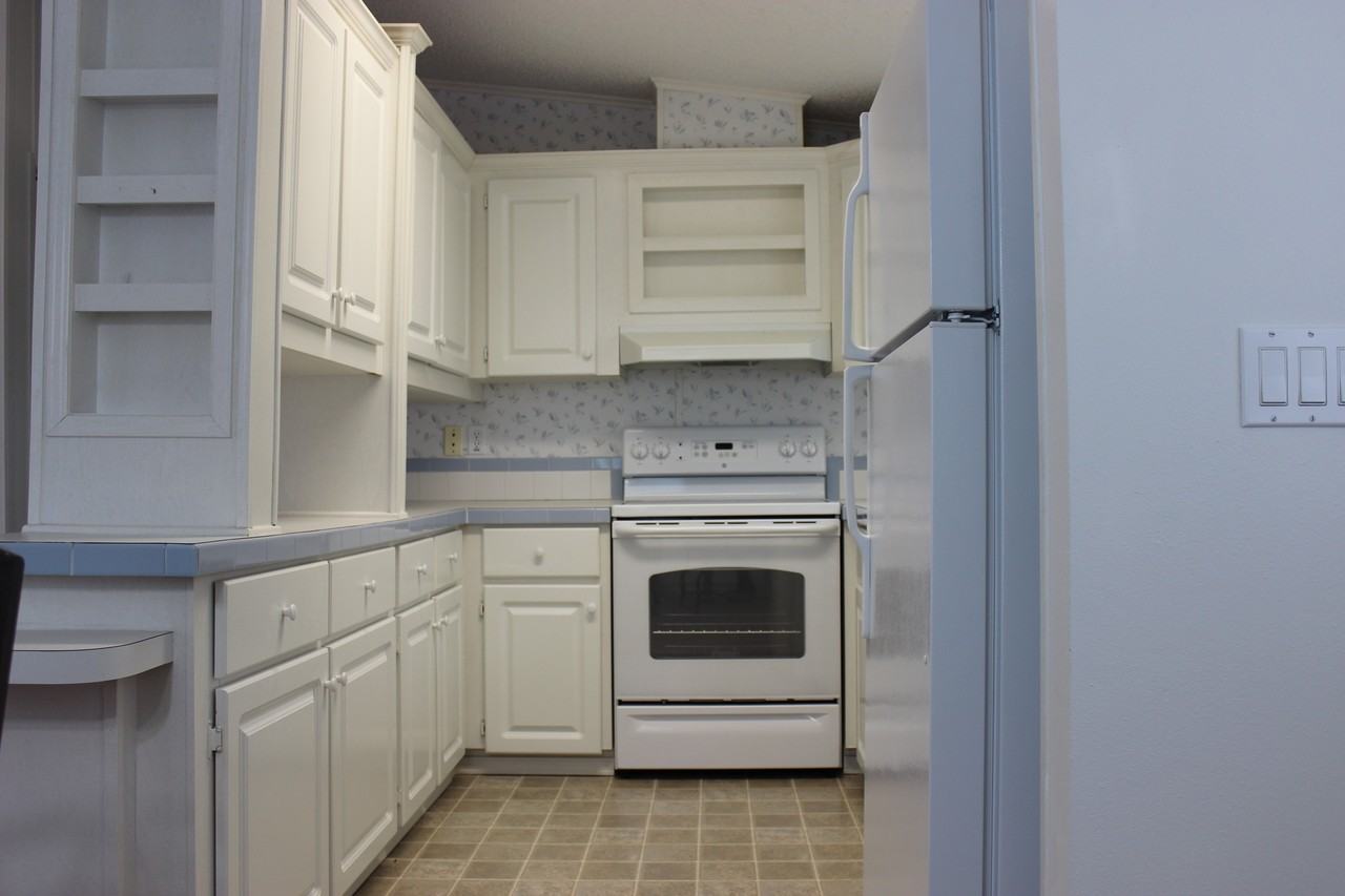 34141 Brown Bayou - Photo 2 of 11