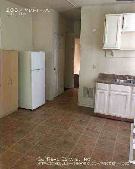 2837 Miami St - Photo 3 of 4