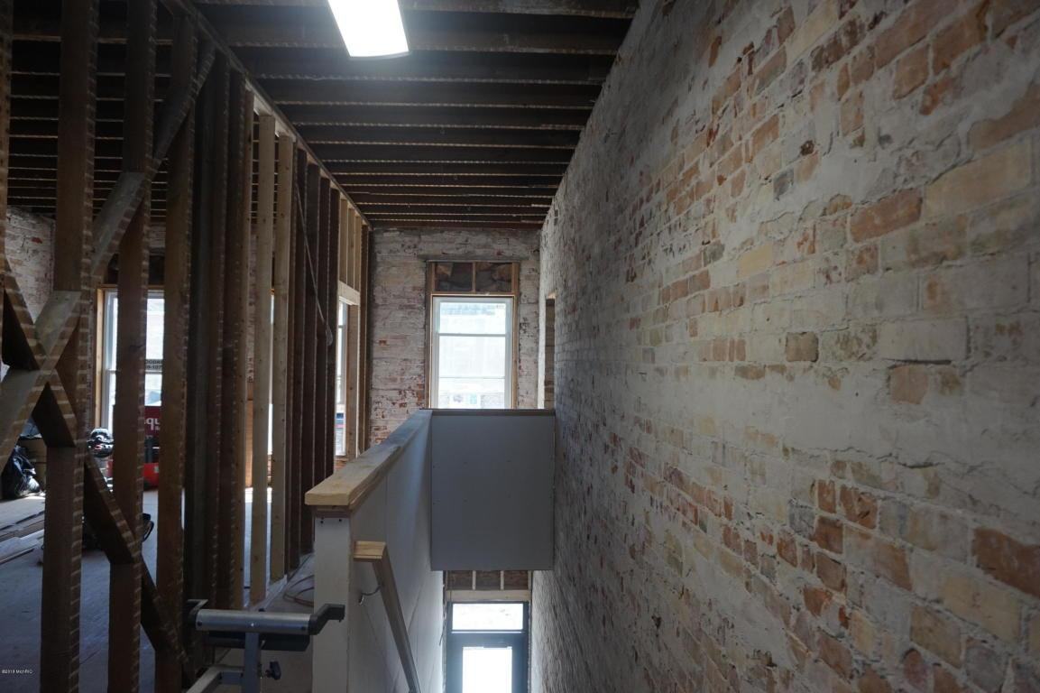 519 Phoenix St - Photo 3 of 7