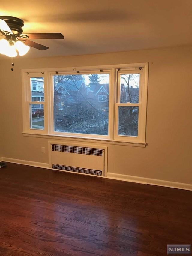 59 Magnolia Ave - Photo 3 of 10