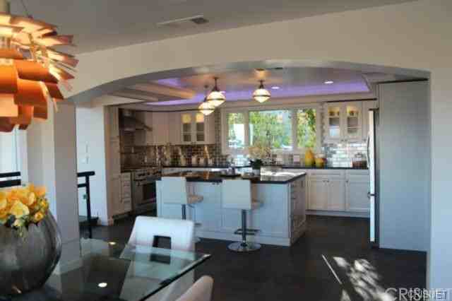 54 Saddlebow Rd - Photo 3 of 35