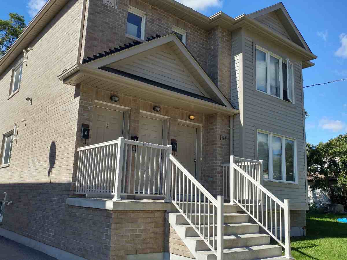 140 Mary St N, Oshawa, ON L1G 5B9 2 Bedroom Apartment for Rent for