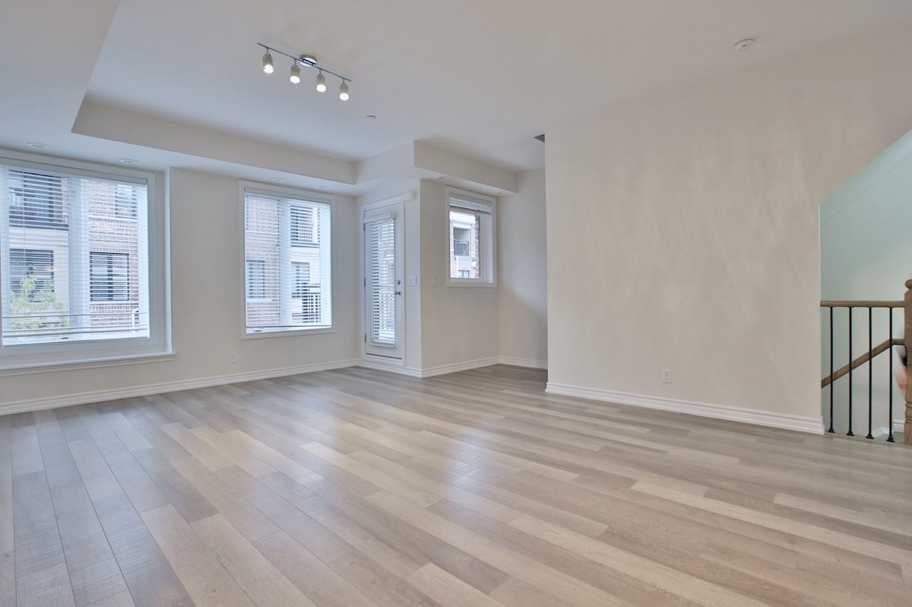 23 Carnation Ave - Photo 2 of 6
