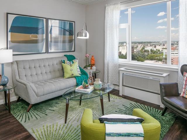 1221 Sw 11th Ave - Photo 3 of 20