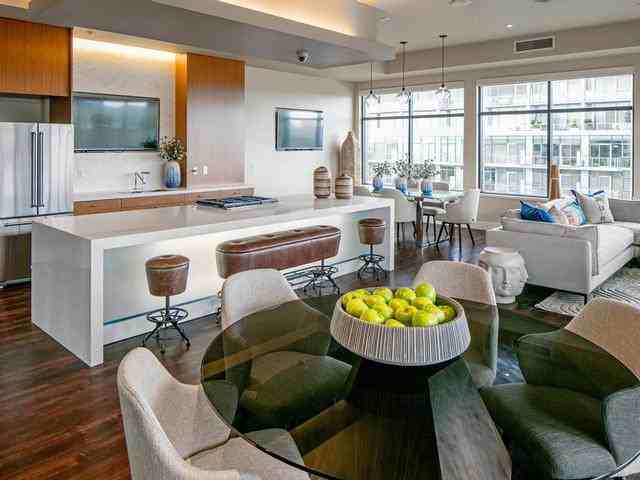 1221 Sw 11th Ave - Photo 5 of 20